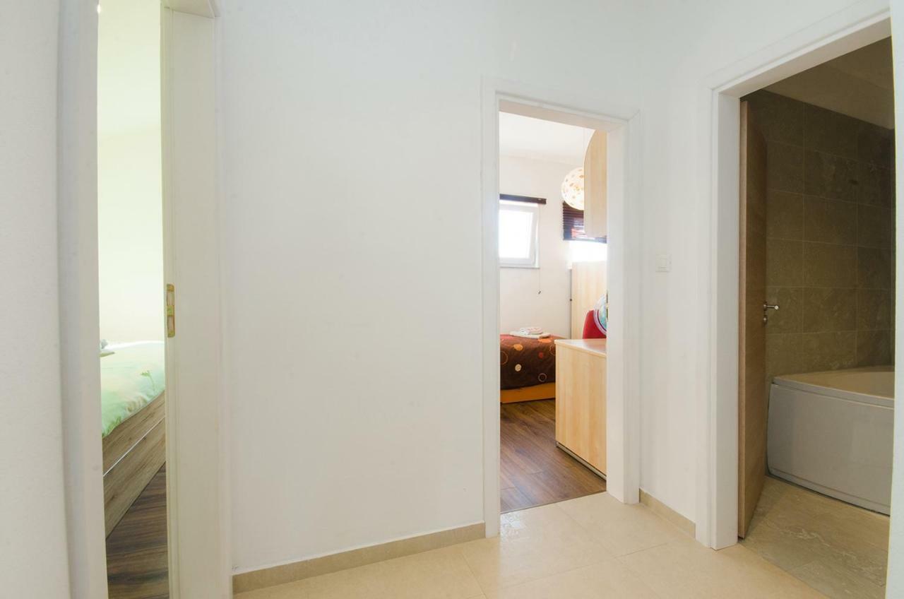 Apartman Korina Sukošan Exteriör bild