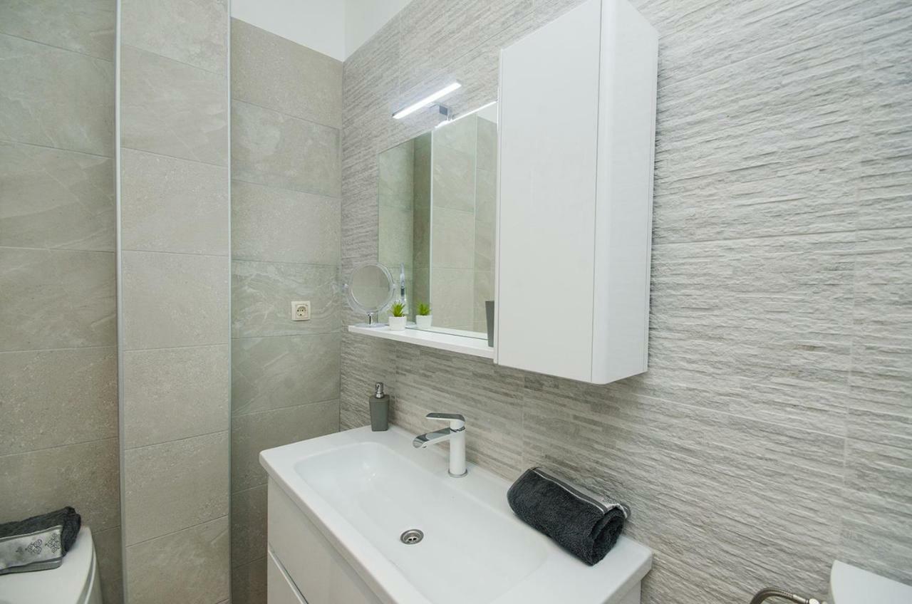Apartman Korina Sukošan Exteriör bild